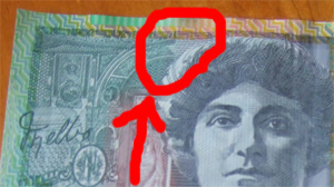 オーストラリアの100ドル札