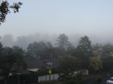 霧のブリスベン